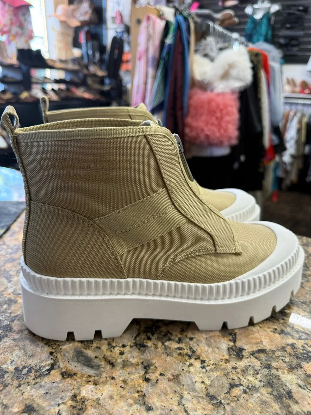 Calvin Klein Jeans Berti Platform Lug Sole Ankle Boots Natural Canvas Zip size 9